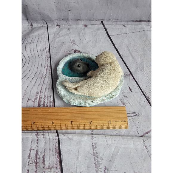 Harp Seal Pup With Mom Loving Stone Figure - Picture 6 of 7